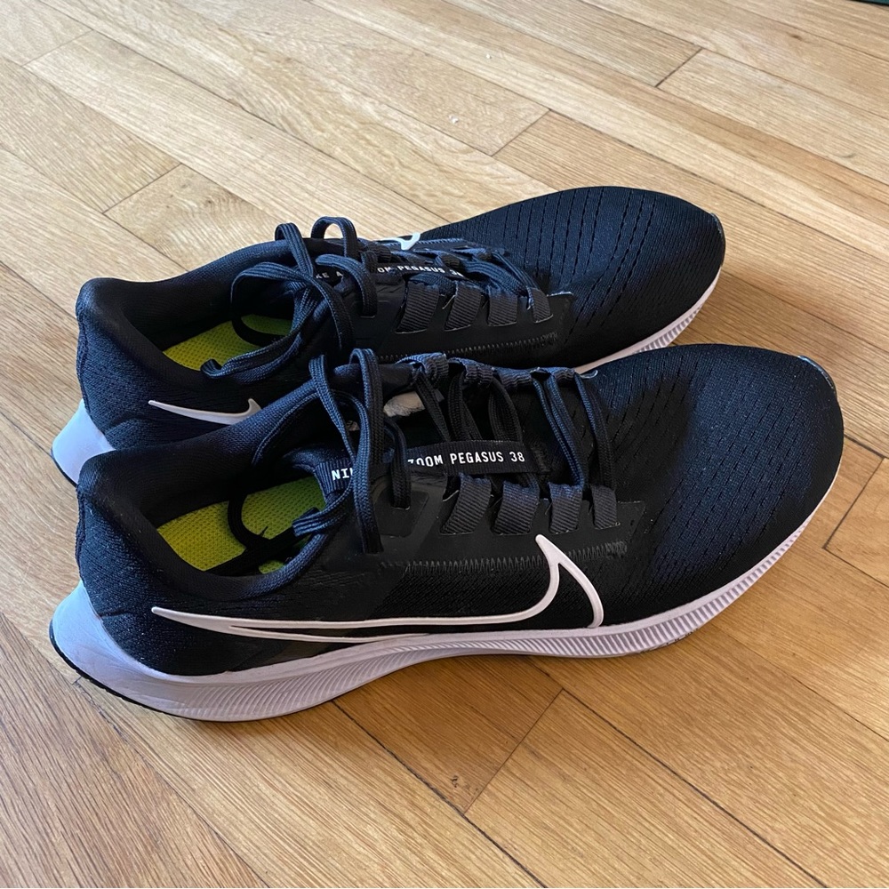 Men’s Nike Zoom Pegasus 38 Running Shoes sz 9